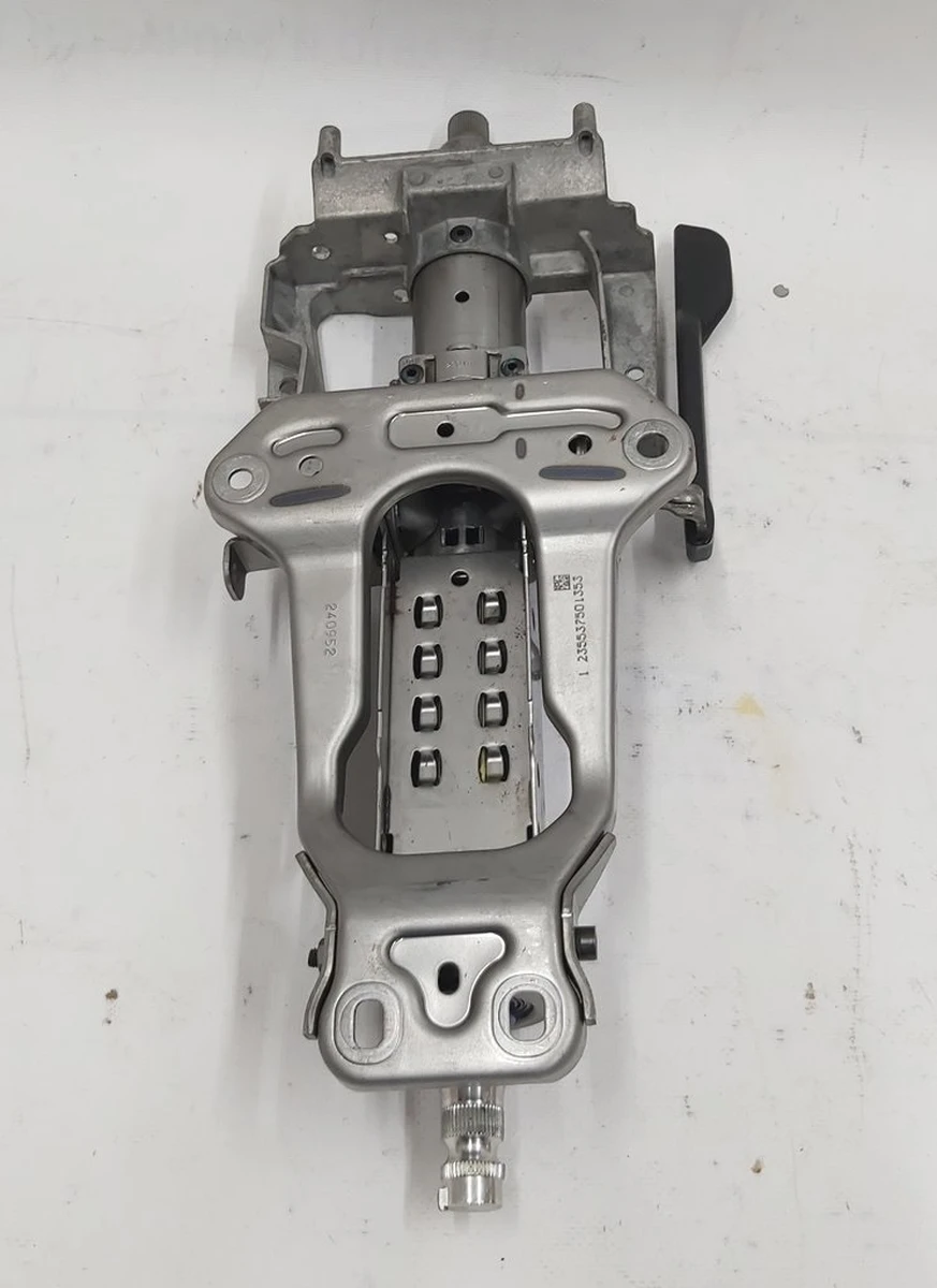 Manually adjust. steering column assy BMW I3 32306865576