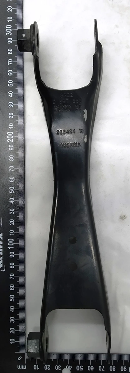 Важіль задній поздовжній / поперечний лівий / правий BMW i3 33306867879