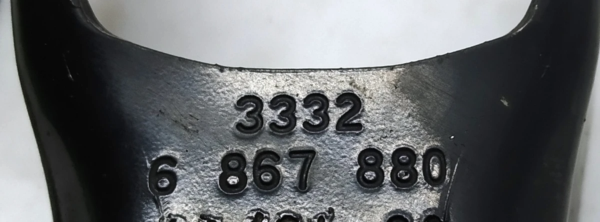 Важіль задній поздовжній / поперечний лівий / правий BMW i3 33306867879