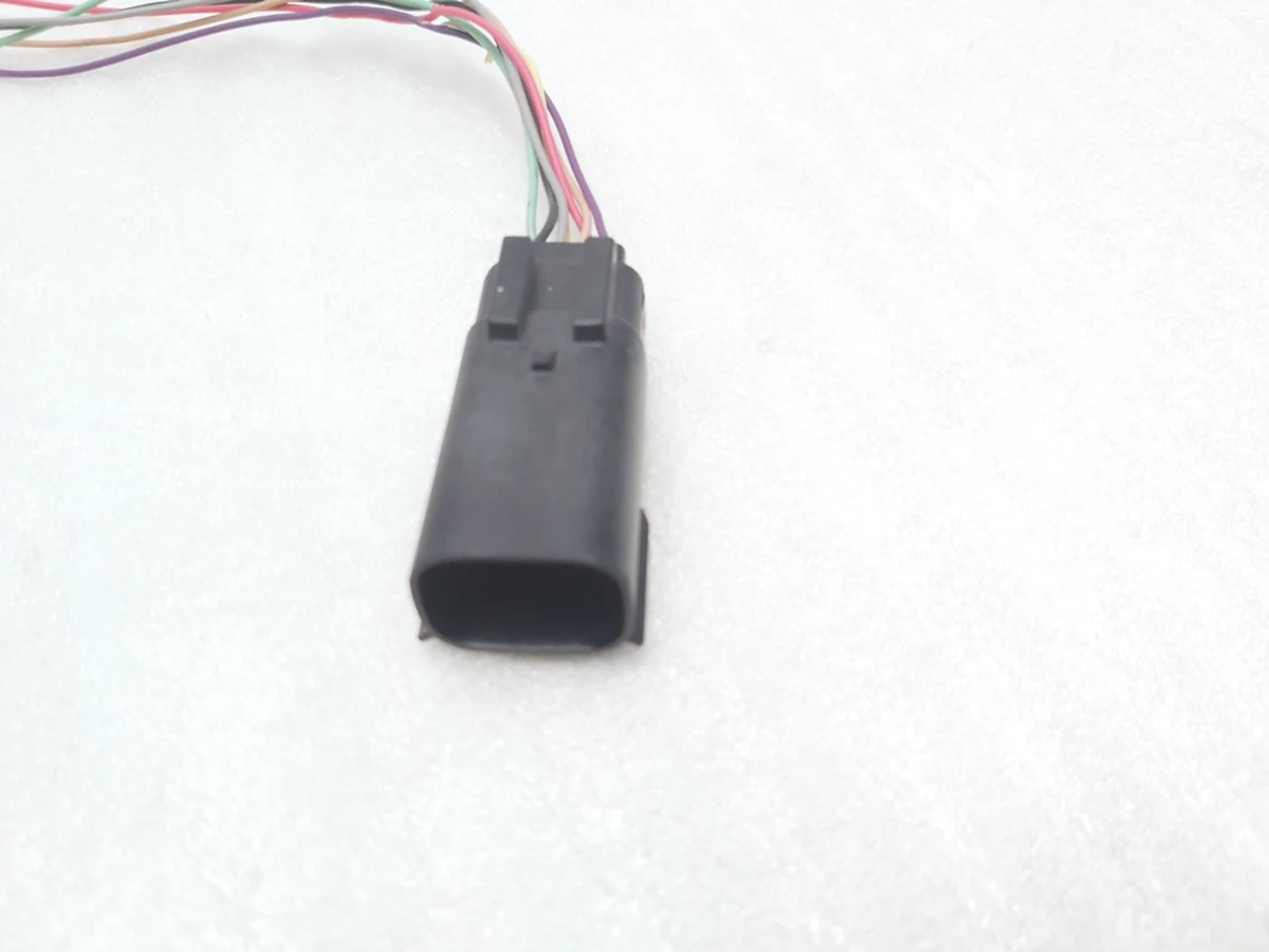 Rear Bumper Wiring Connector (8pin) Tesla Model Y 1489046