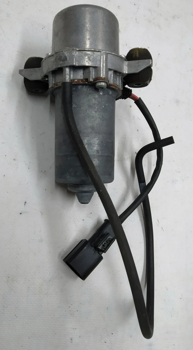 Насос гальмівної системи в зборі з продувальним шлангом BMW i3 34336857405