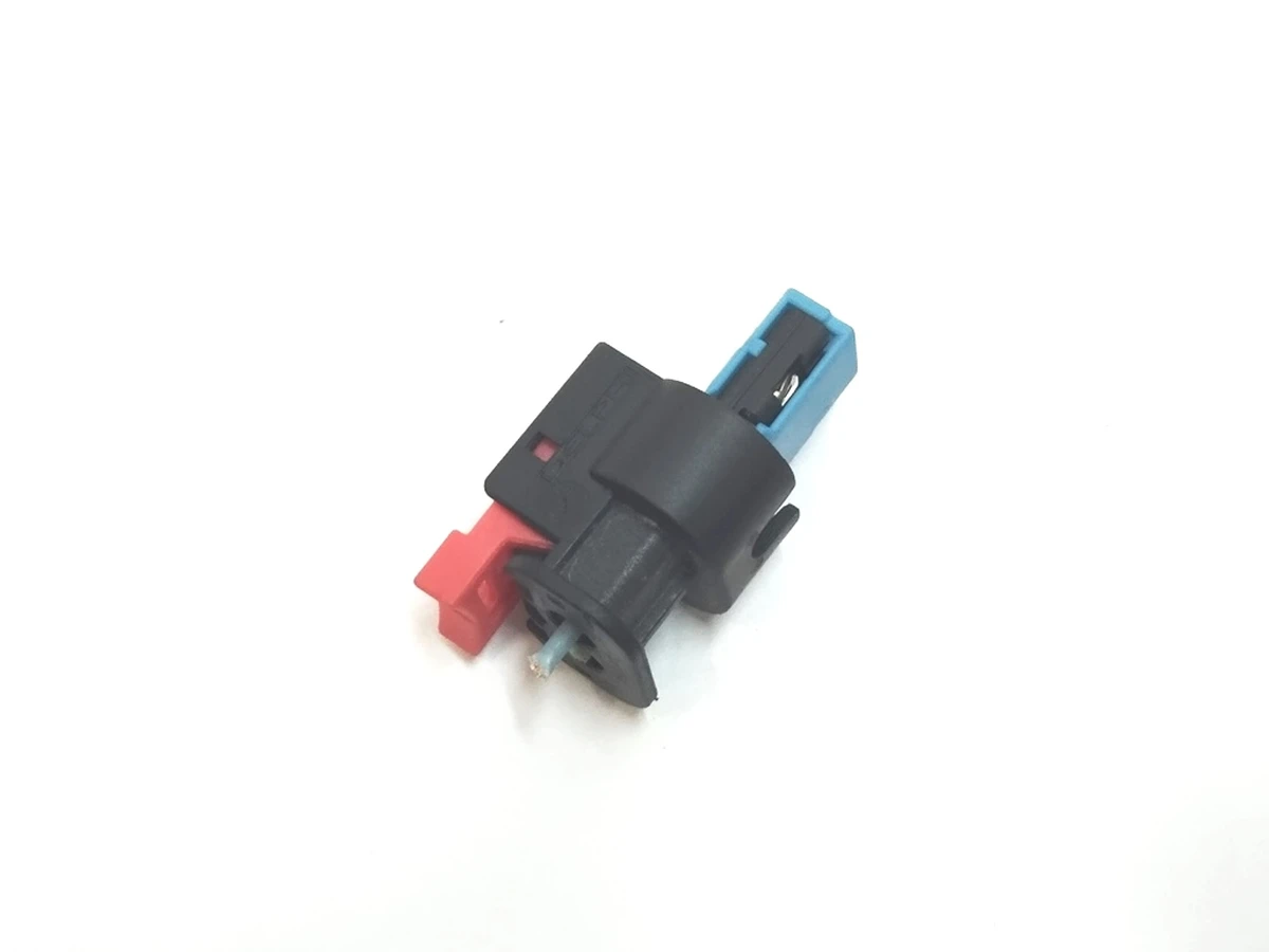 Разъём датчика удара фронтального DELPHI Tesla model 3, model Y 1489058-10-E