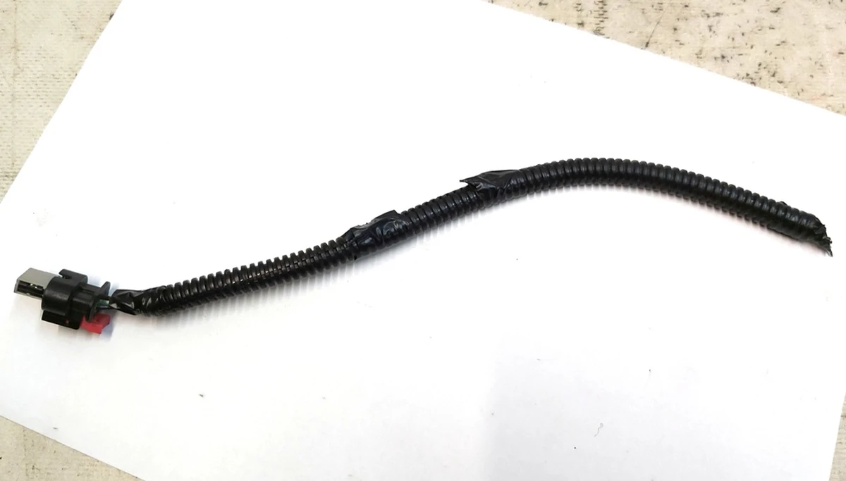 Connector (chip) Headlight DELPHI 35126369 Tesla model 3, model Y 1514953-00-E