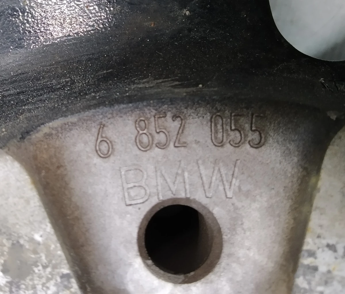 Колесо в сборе(диск,шина,датчик,колпачёк) с повреждением BMW I3 36116852055