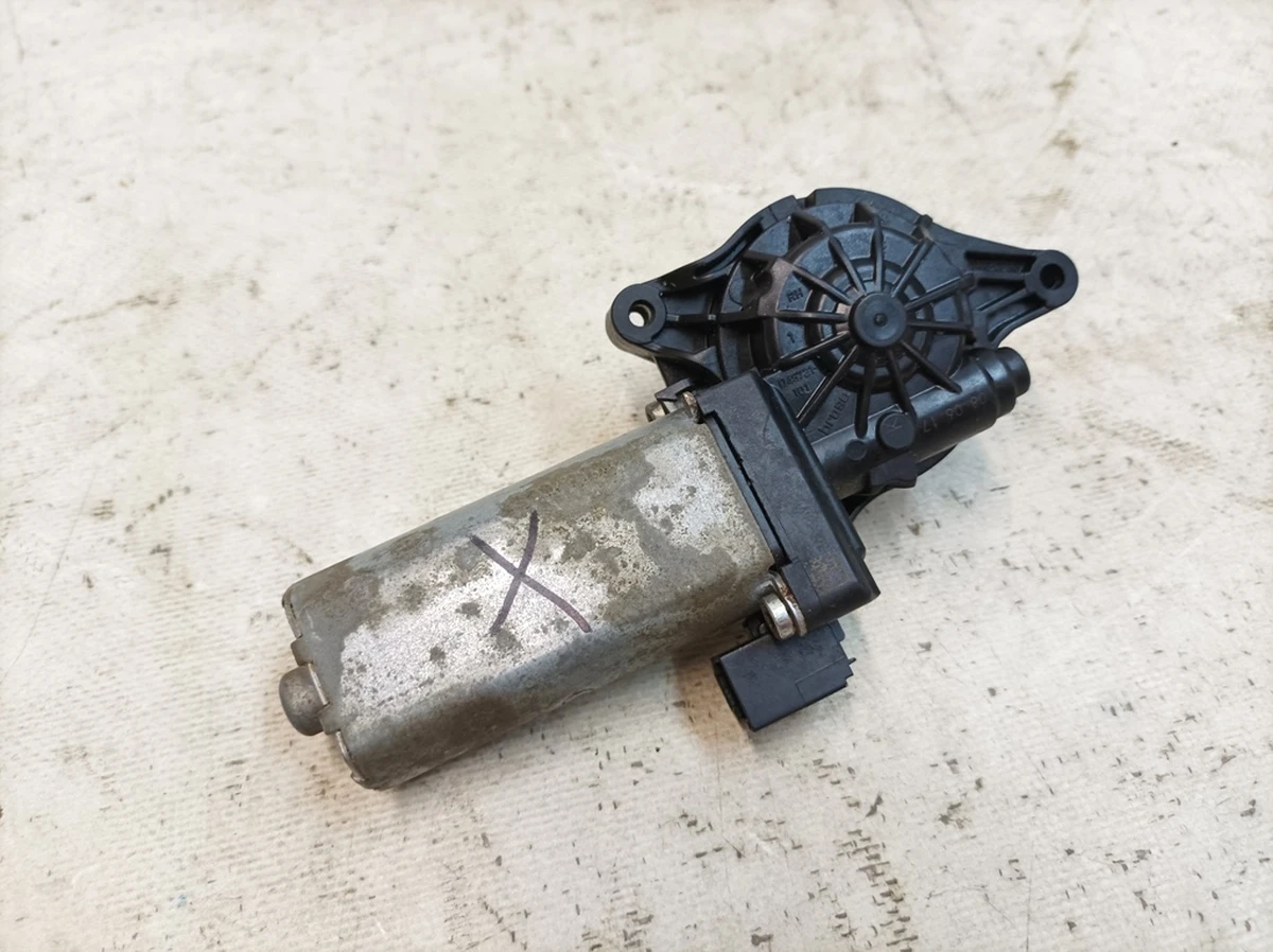 Front Seat Height Adjustment Motor Damaged Audi Q7 3Q0959112