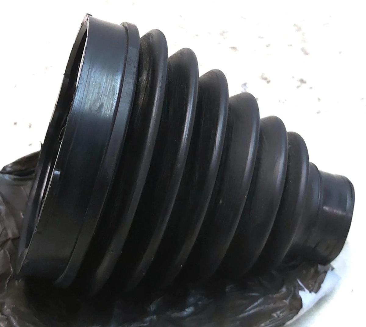 Front Rear Axle Boot 29mm, 36mm Inner Tesla Model S, Model S REST 1030615-00