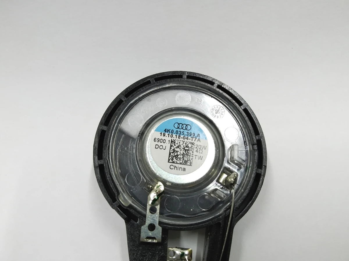 Динамик высокочастотный правый левый Audi E-tron 4K0035399A