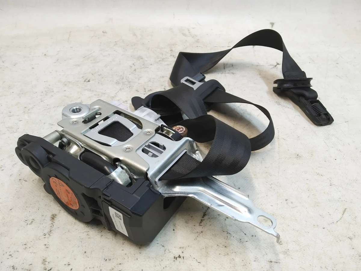 Seat belt front right with damage Audi A7 4K8857706B