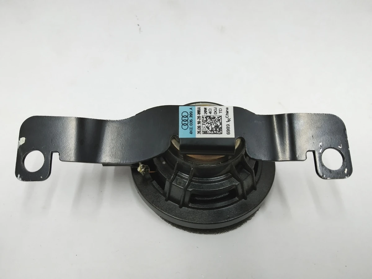 Динамік високочастотний стійки A з кронштейном правий Audi E-tron 4KE035399A