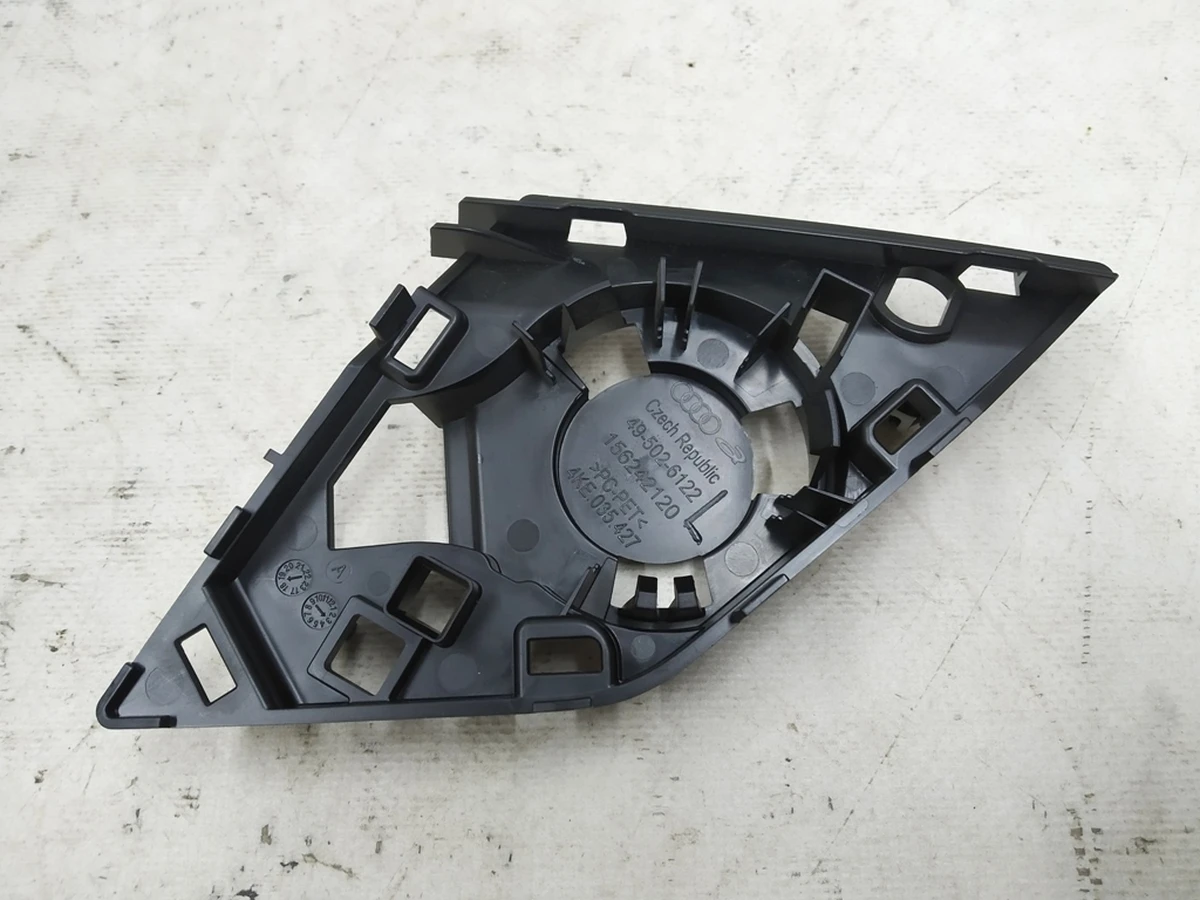 Крепёжная рамка высокочастотного динамика левая Audi E-tron 4KE035427