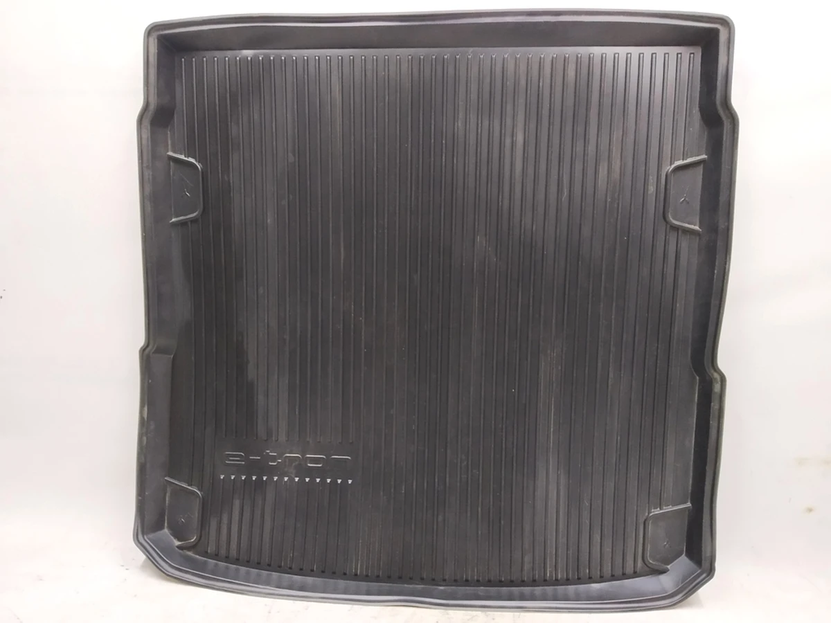 Luggage compartment tray 107X107X50mm Audi E-tron 4KE061180