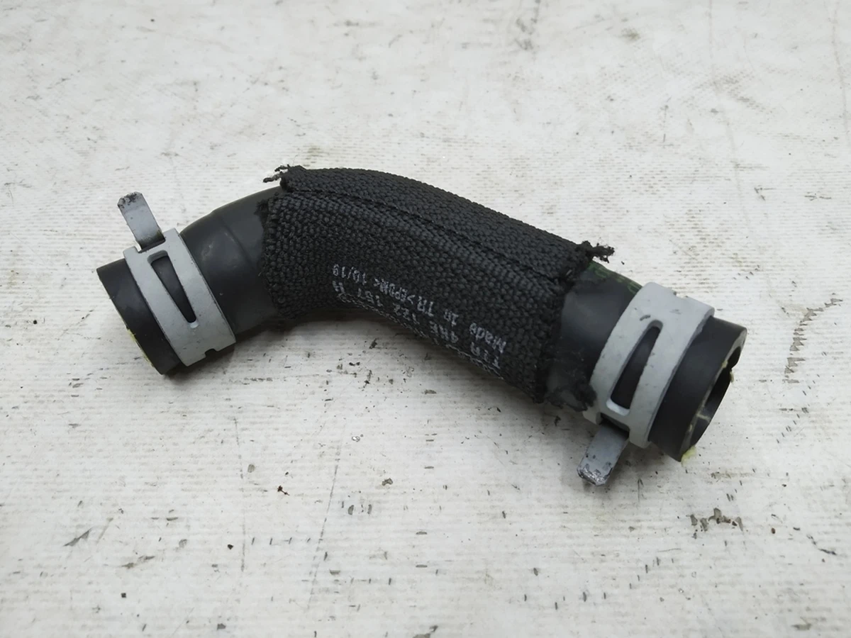 Шланг системи охолодження Audi E-tron 4KE122157H