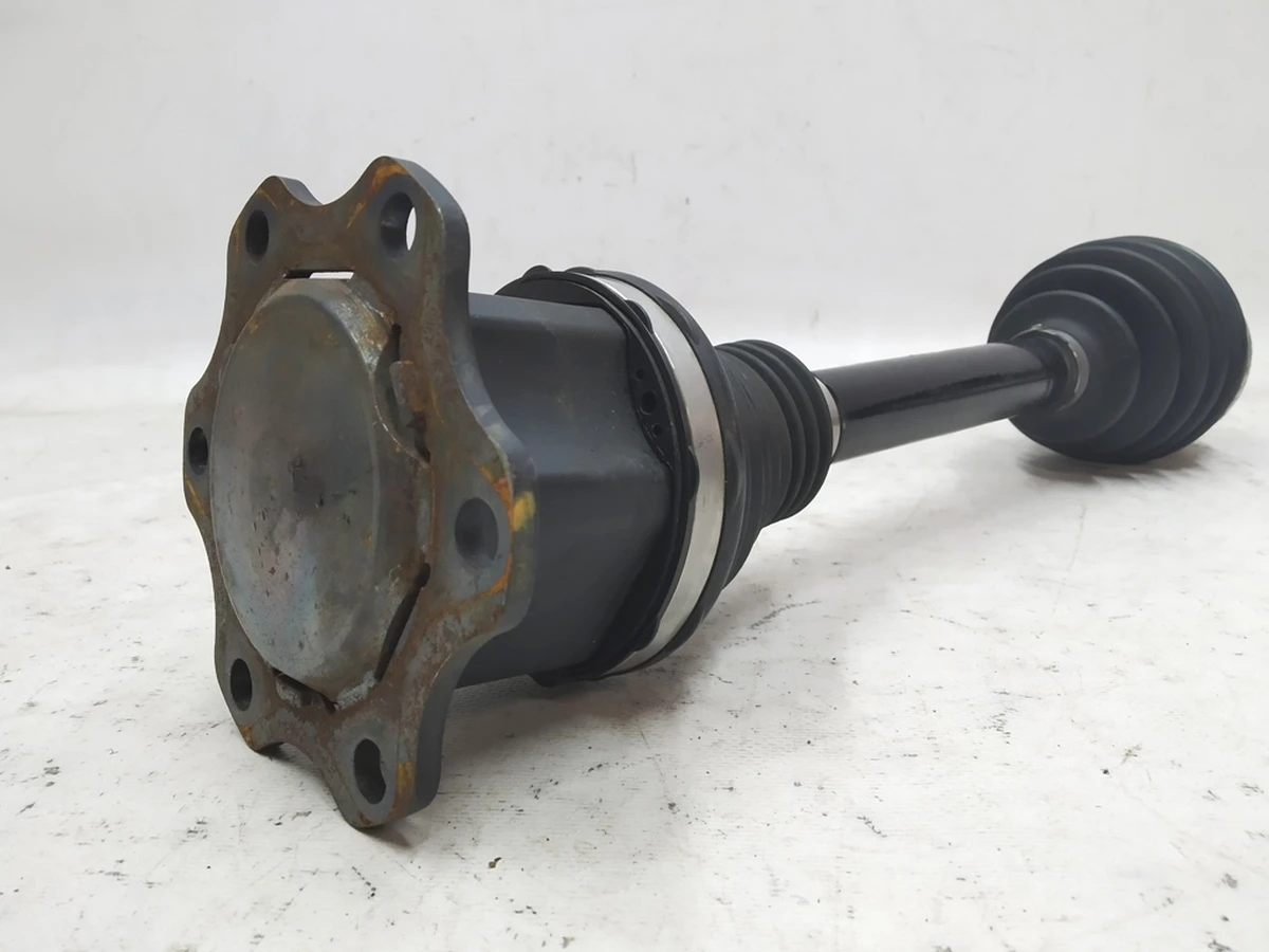 Полуось передняя левая правая в сборе Audi E-tron 4KE407271