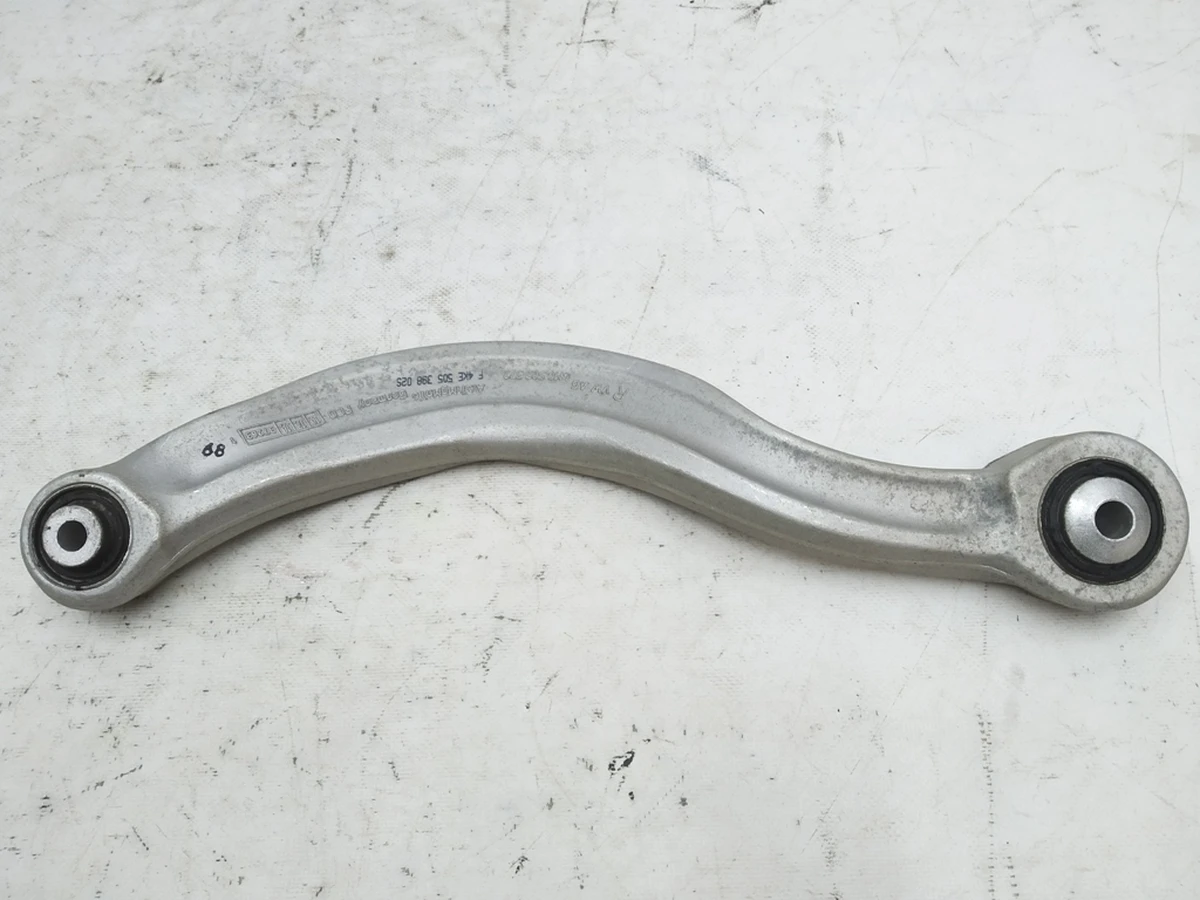 Lever transverse right rear Audi E-tron 4KE505398