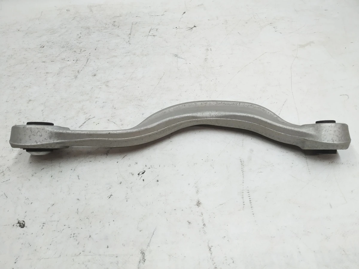 Lever transverse right rear Audi E-tron 4KE505398