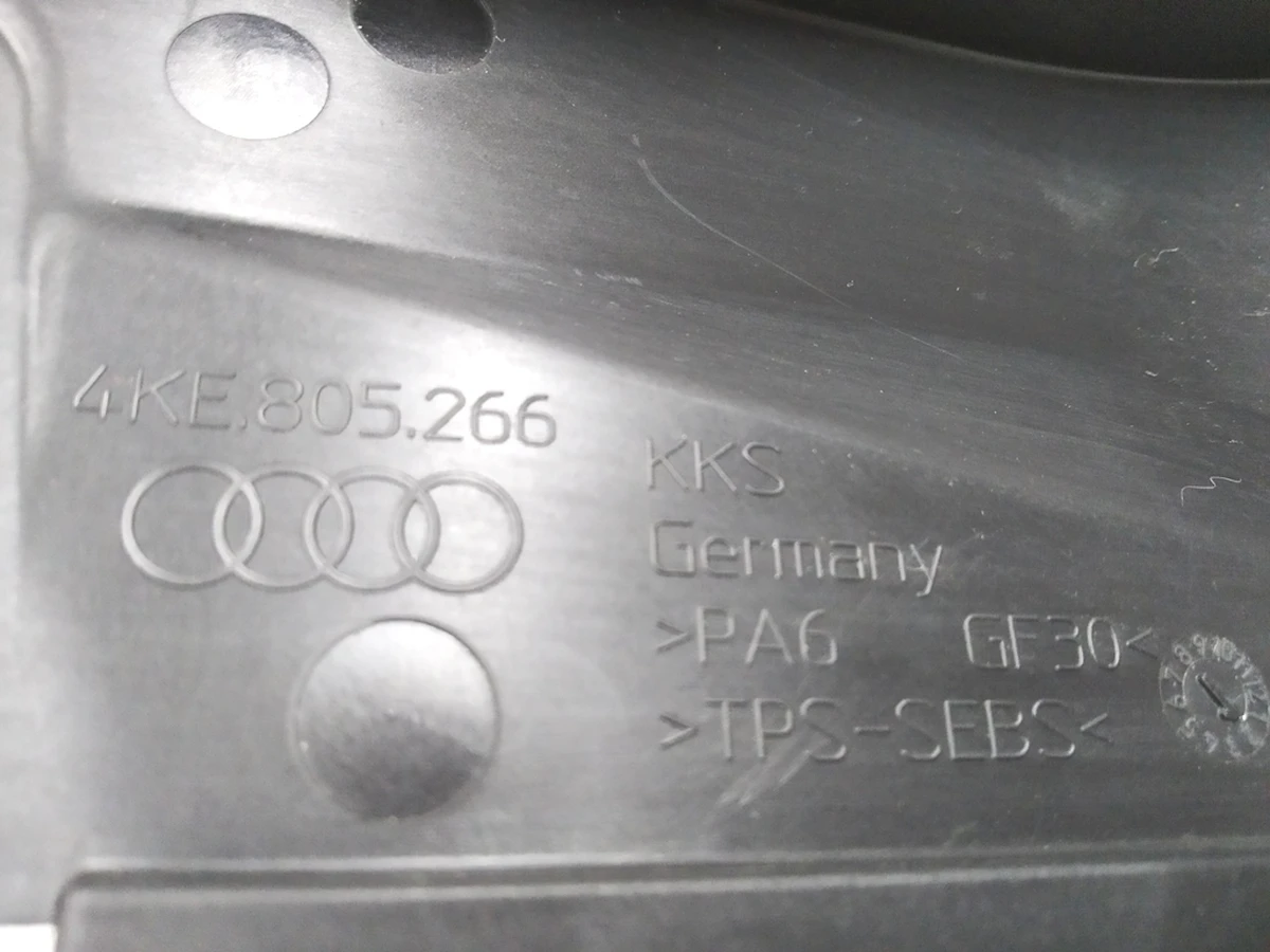 Drain box right Audi E-tron 4KE805266