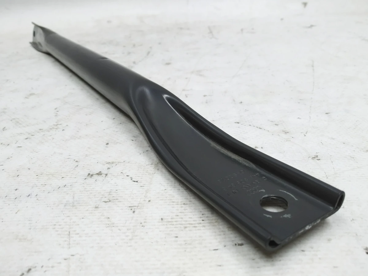 Усилитель дополнительный левый Audi E-tron 4KE805645