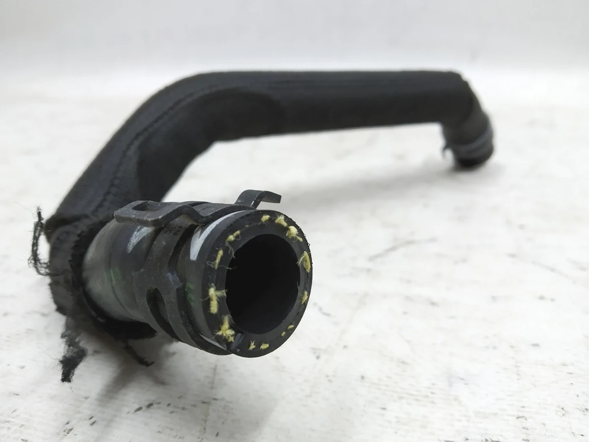 Coolant hose Audi E-tron 4KE819675G