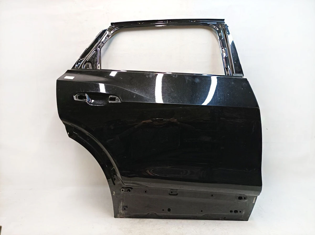 Rear right door (with stop and seal) Mythosschwarz Metallic LY9T Audi E-tron 4KE833052A