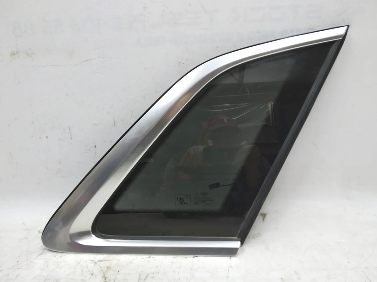 Side rear right tinted glass Audi E-tron 4KE845298E