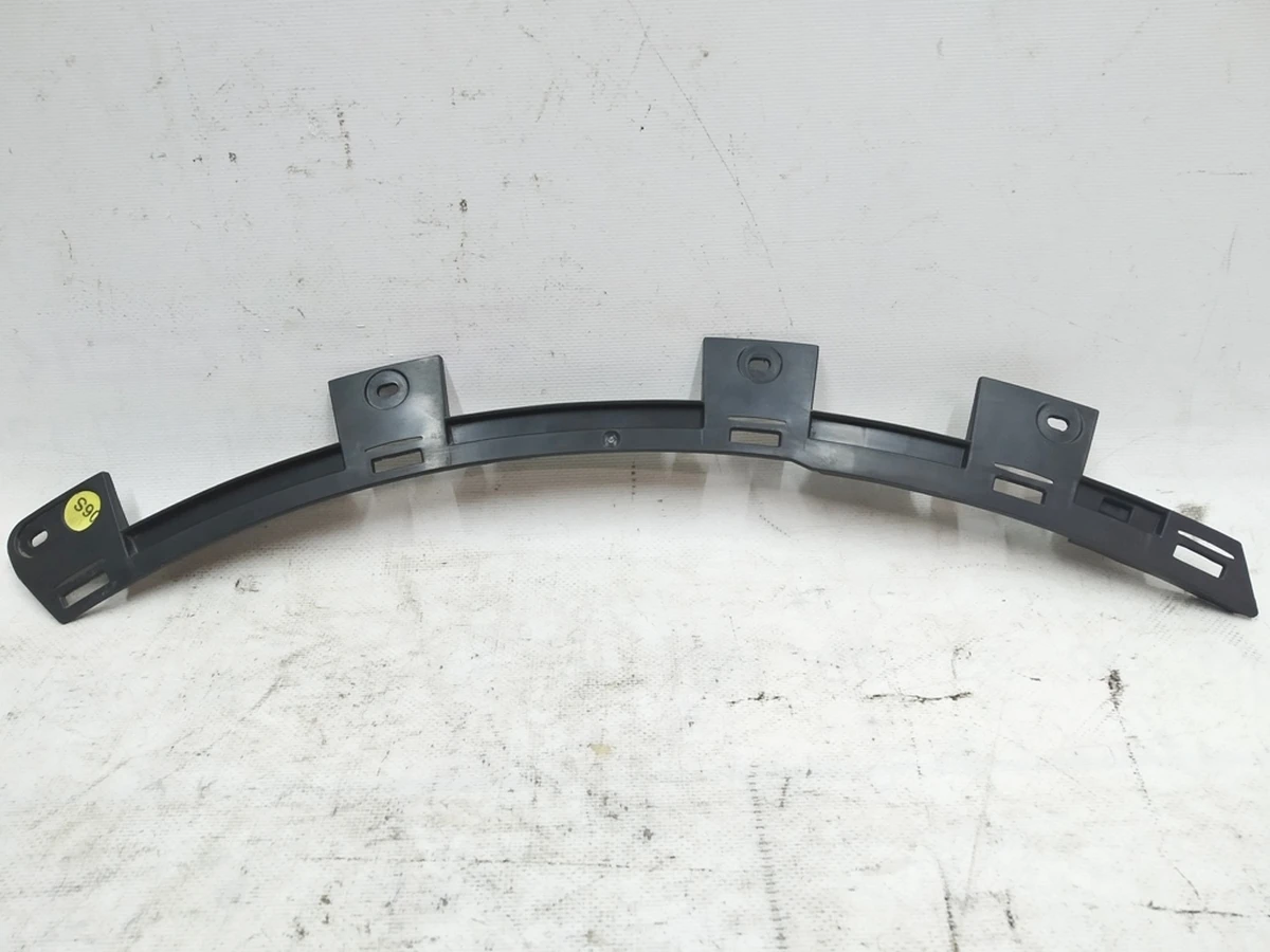 Кронштейн розширювача колісної арки задній правий Audi E-tron 4KE853588