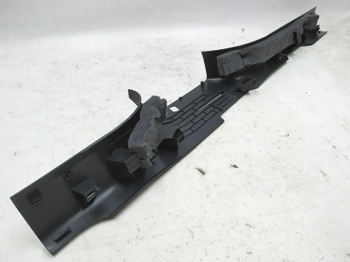 Door sill inner right Audi E-tron 4KE853906