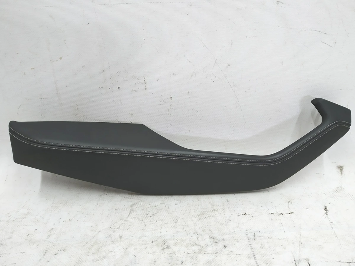 Підлокітник карти двері передньої лівої WJC soul/felsgrau Audi E-tron 4KE867173B