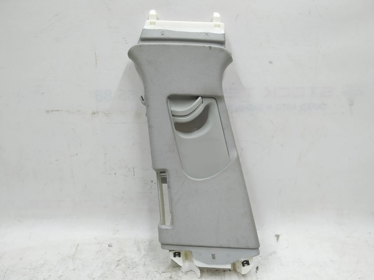 Облицовка стойки B левая верхняя с повреждением Audi E-tron 4KE867243B