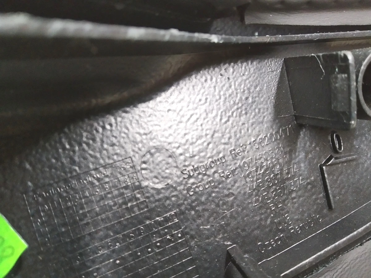 Rear right door card armrest WJC soul/felsgrau Audi E-tron 4KE867374B