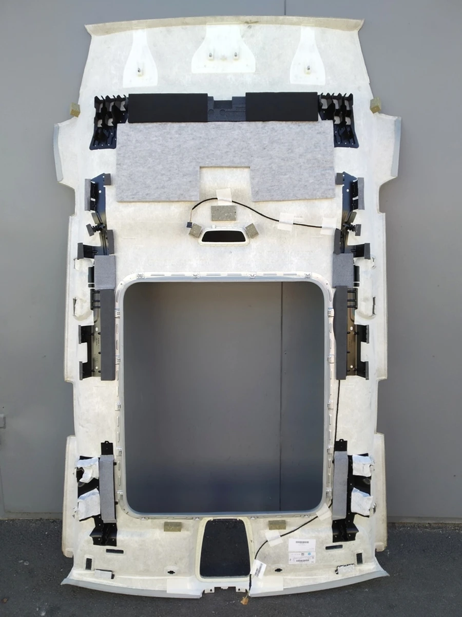 Панель потолочная 3FW (текстиль) с повреждением Audi E-tron 4KE867505H