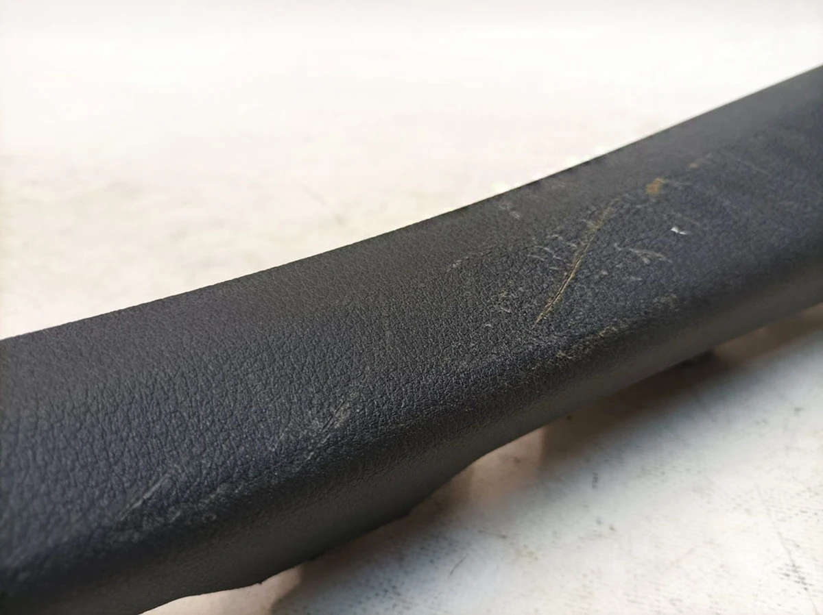 Облицовка колёсной арки внутренняя левая с повреждением Audi E-tron 4KE867767