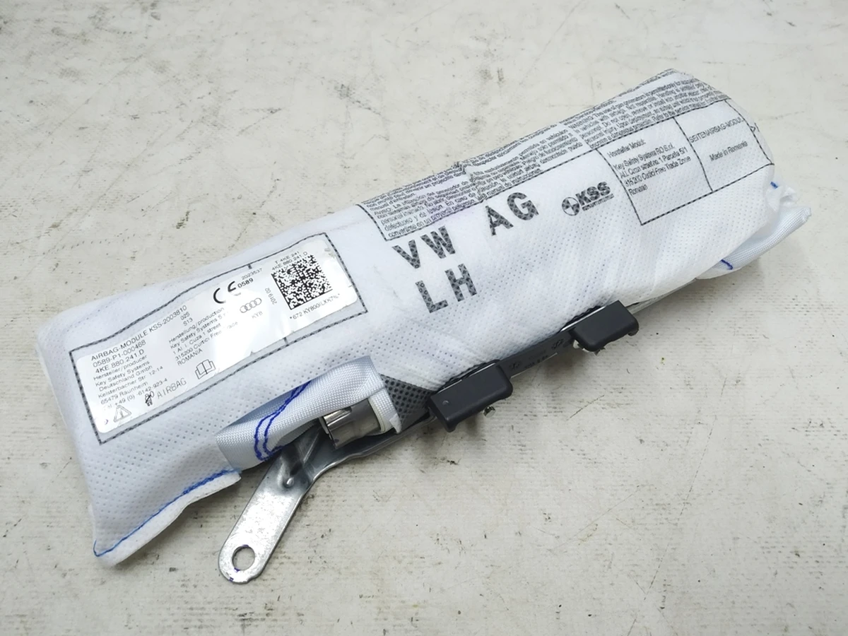 Seat side airbag front left Audi E-tron 4KE880241D
