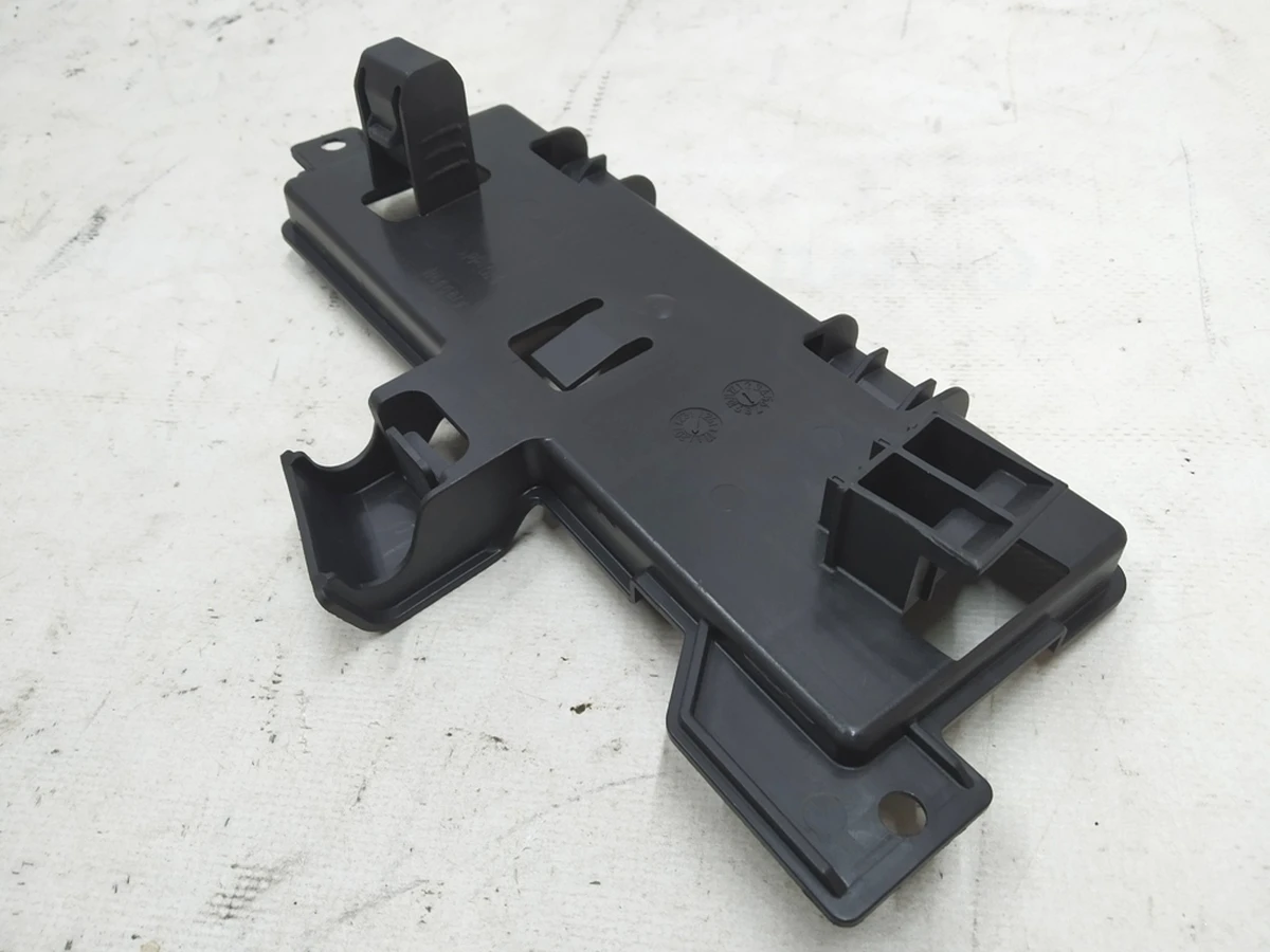 Кронштейн блоку керування BMC Audi E-tron 4KE907179