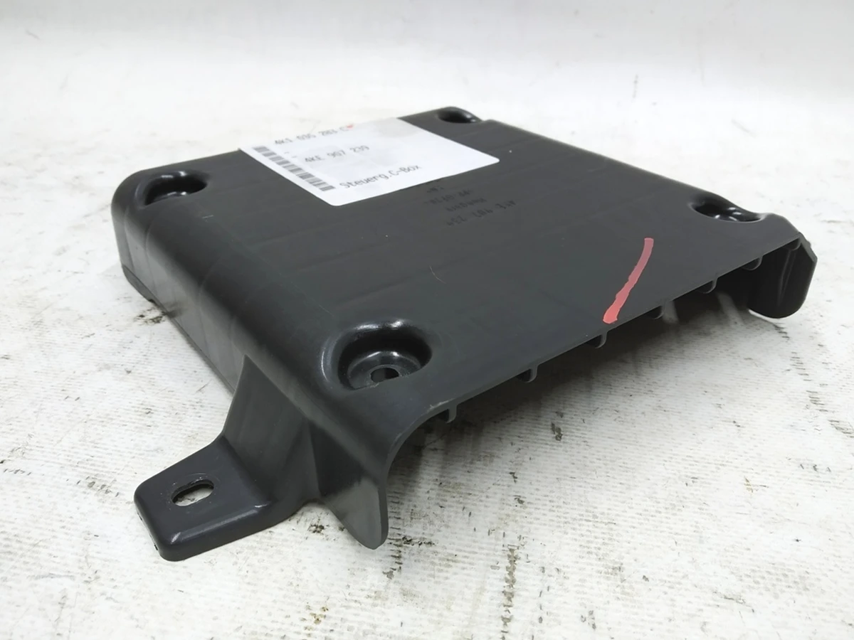 Кронштейн блоку керування Audi E-tron 4KE907239