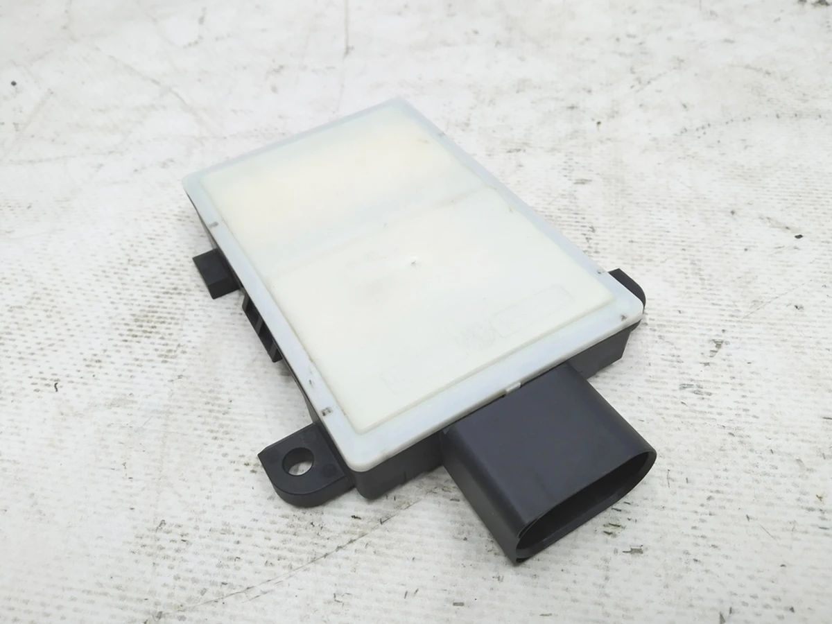 Блок керування системи розпізнавання об'єктів лівий Audi E-tron 4KE907669