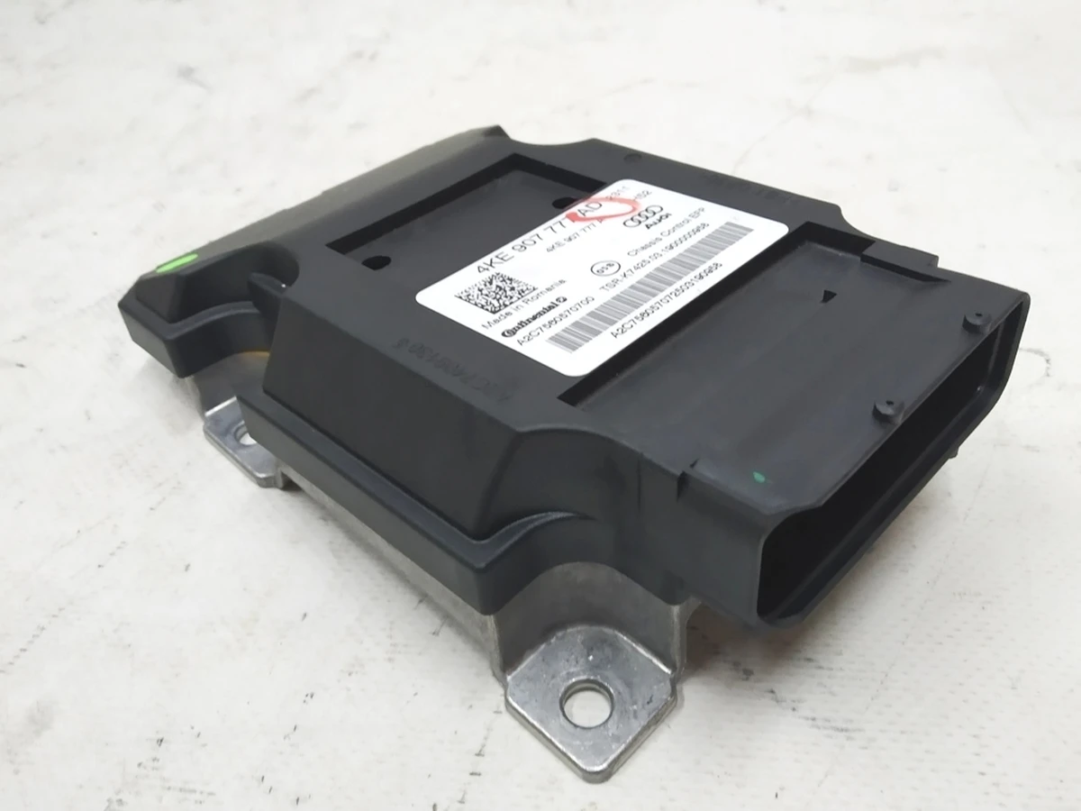 Блок керування ходової частини Audi E-tron 4KE907777AD