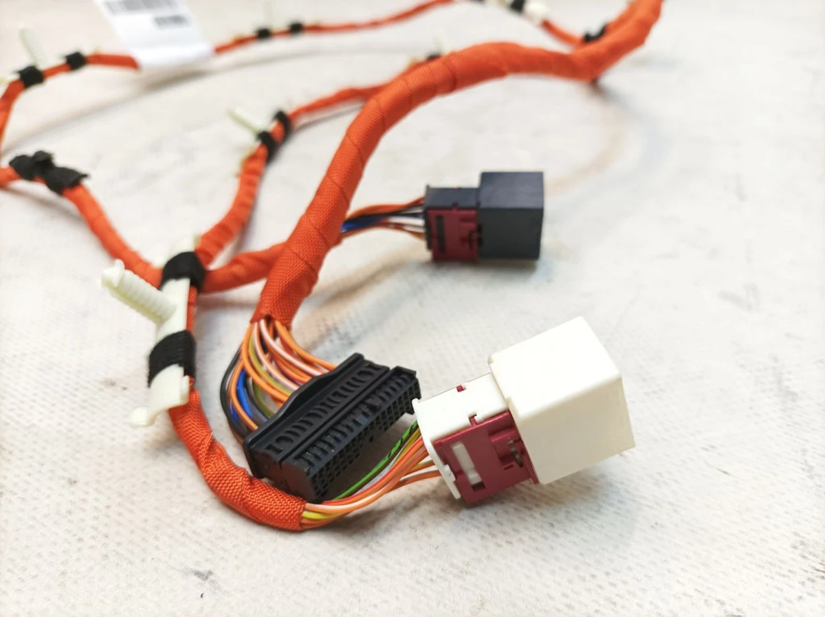 Електропроводка високовольтної АКБ Audi E-tron 4KE915126B