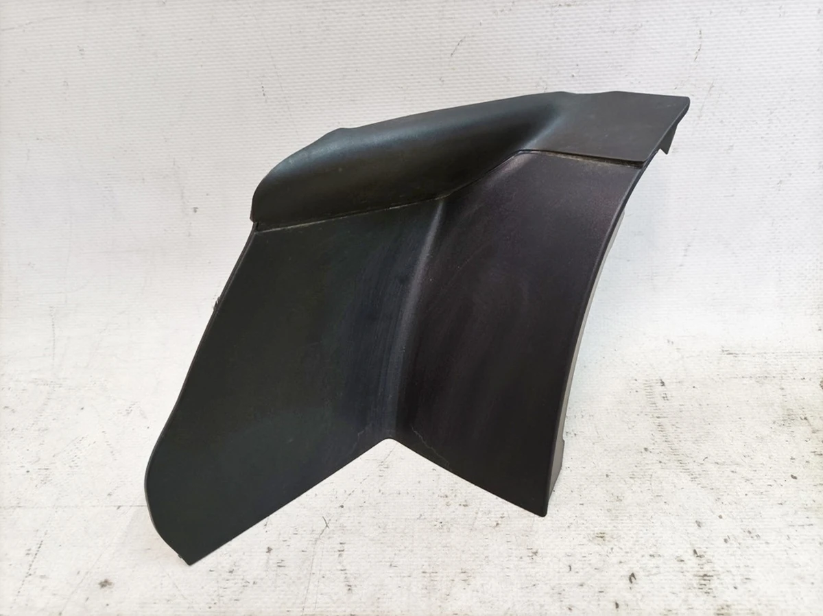 Rear light trim left Audi E-tron 4KE945253