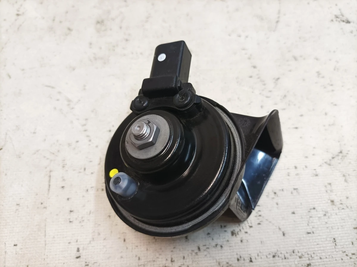 Звуковий сигнал високий тон із пошкодженням Audi E-tron 4KE951223