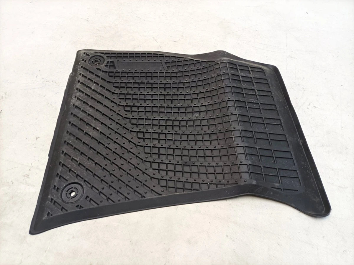 Коврик всепогодный (резиновый) с надписью передний правый Audi E-tron 4KL061501