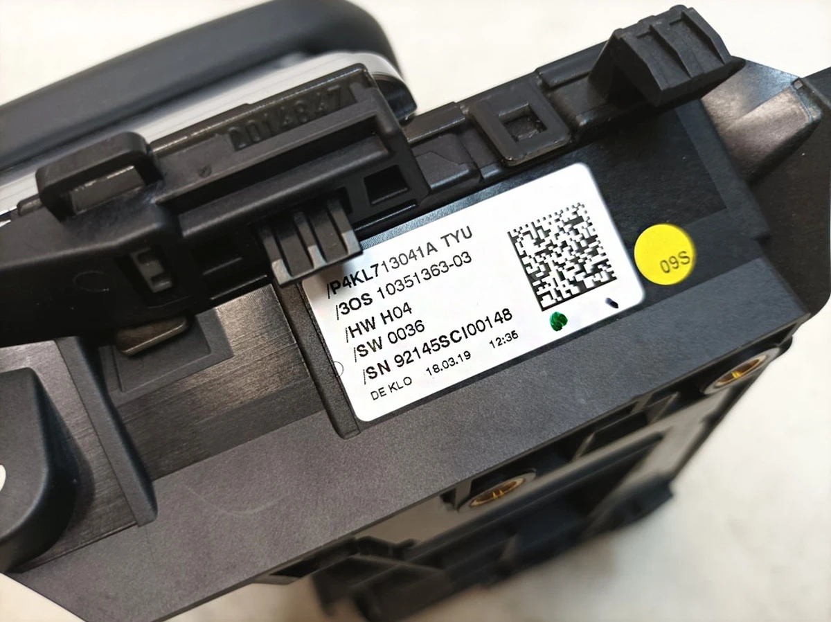 Механизм переключения передач в сборе Audi E-tron 4KL713041A