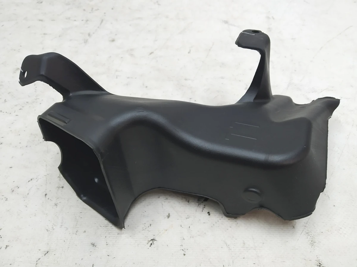 Дефлектор пространства для ног передний левый Audi E-tron 4KL819151