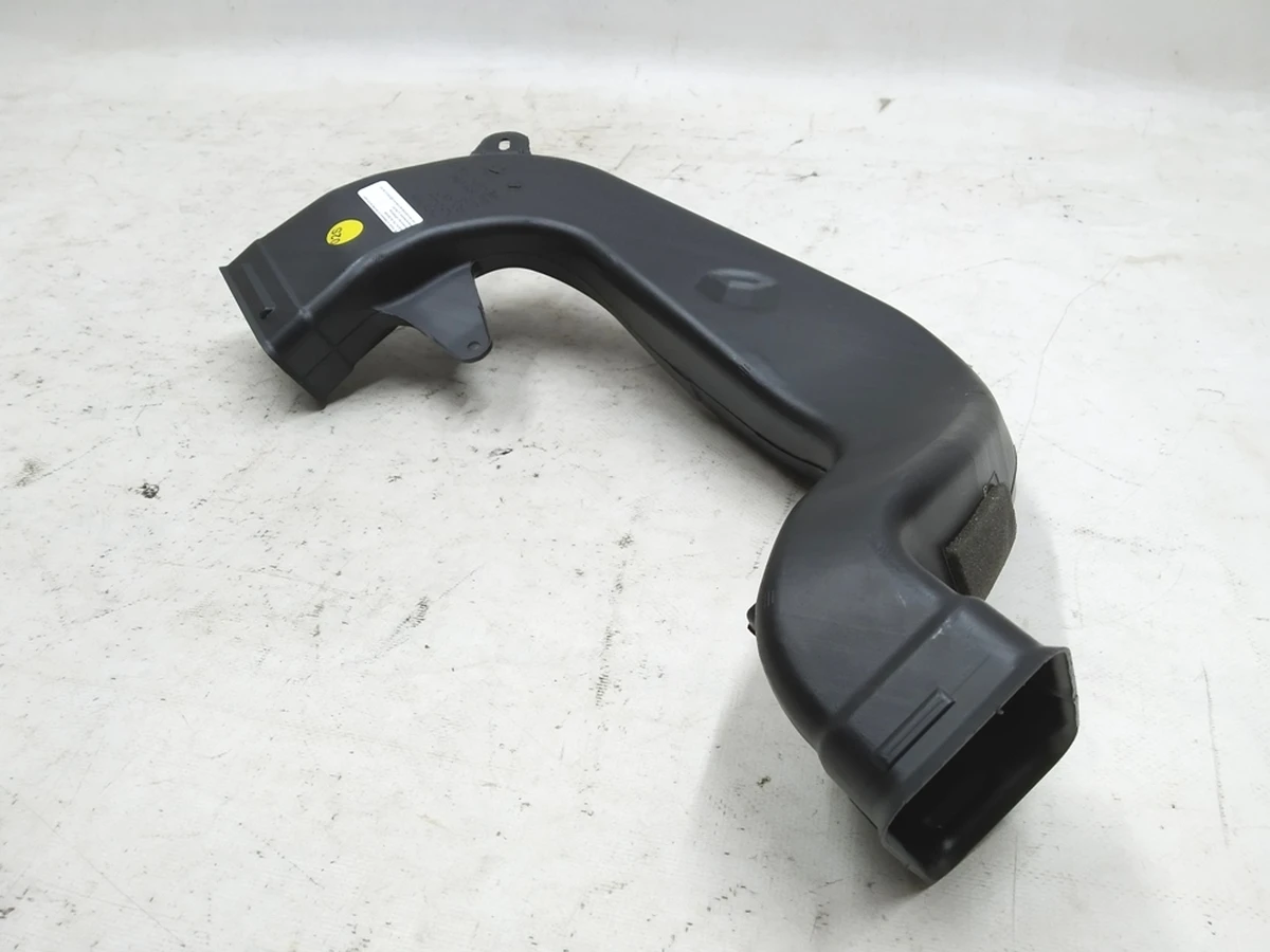 Повітропровід передній правий пасажирський Audi E-tron 4KL819656