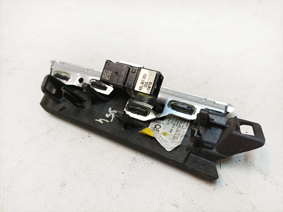 Decorative trim for the front panel with lighting, walnut brown left with damage Audi E-tron 4KL853189E