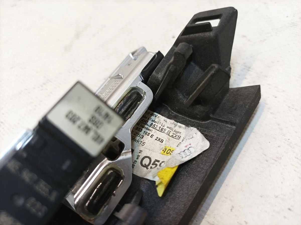 Decorative trim for the front panel with lighting, walnut brown left with damage Audi E-tron 4KL853189E