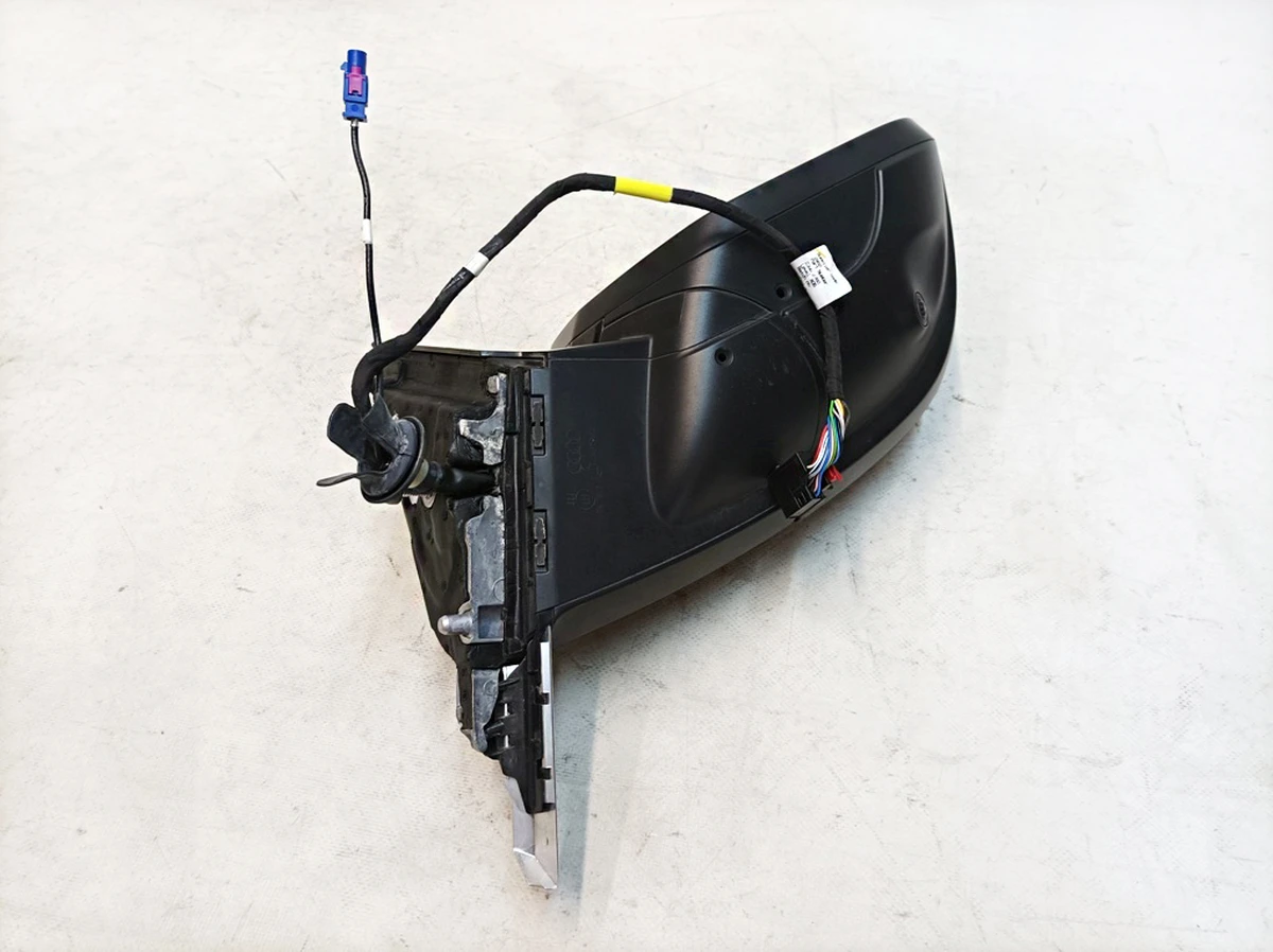 Outside mirror with electric drive, right, assembled Paint code: LY9T Audi E-tron 4KL857410