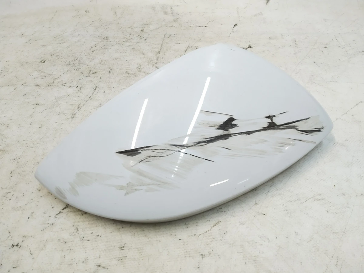 Корпус дзеркала заднього виду правий верхня частина з пошкодженням Audi E-tron 4KL857528A