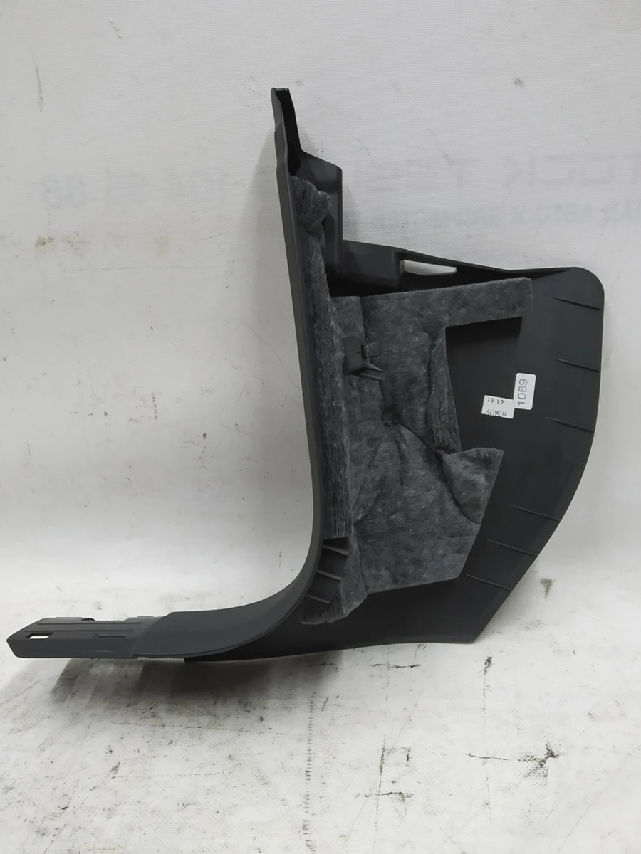 A-pillar trim lower right Audi E-tron 4KL867272