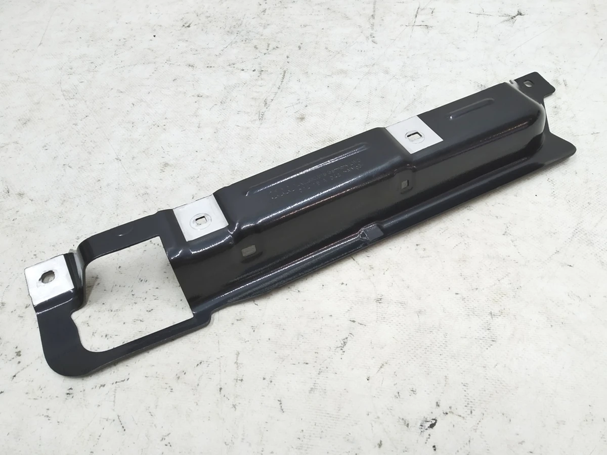 Airbag bracket passenger side Audi E-tron 4KL880918