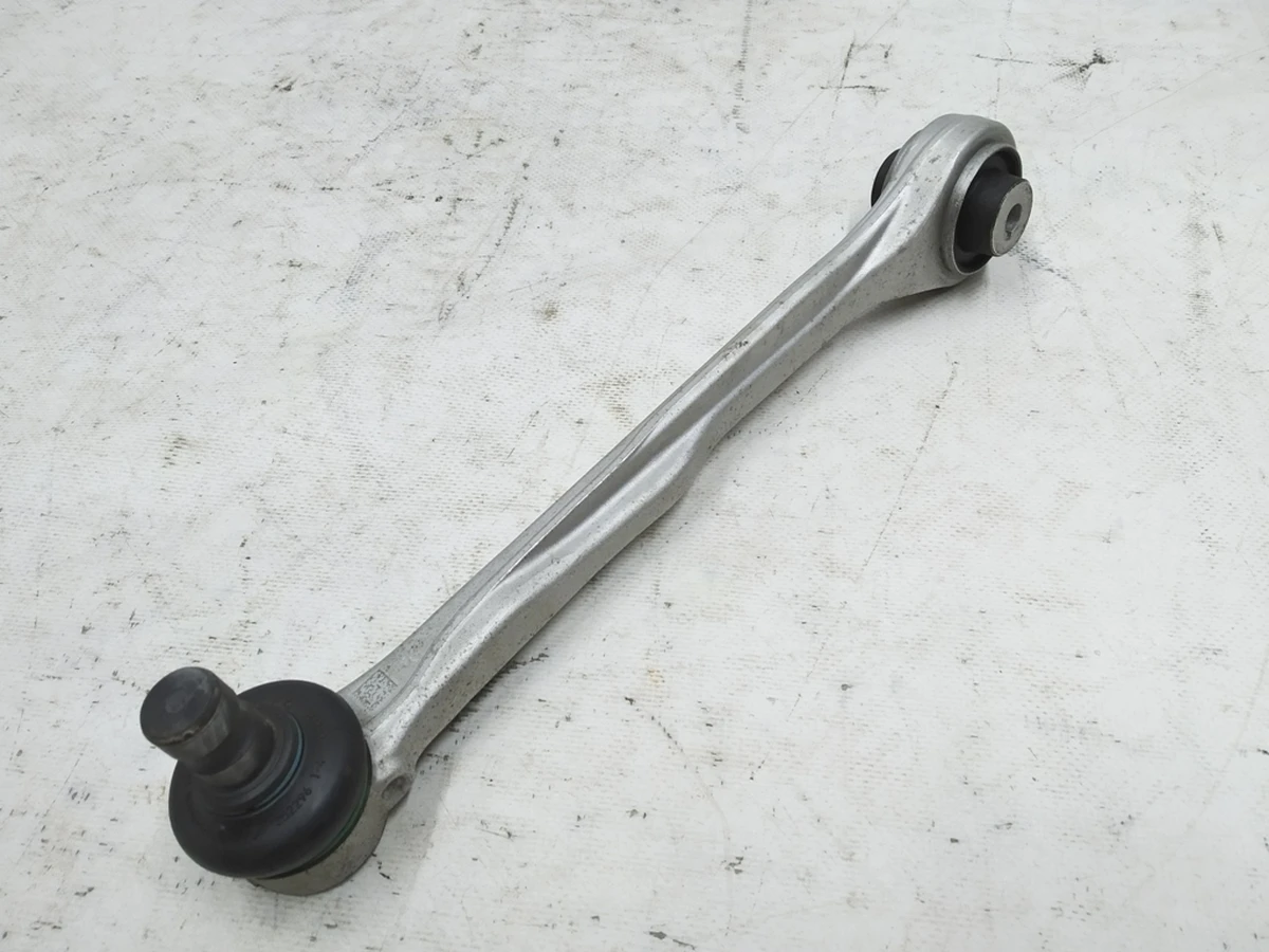 Lever right front upper with silent block Audi E-tron 4M0407506B